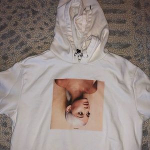ariana grande sweetener hoodie